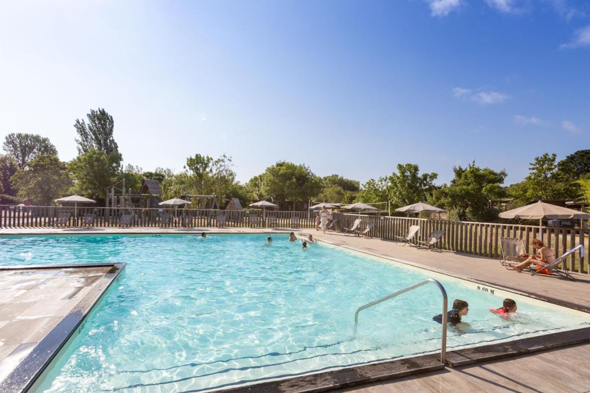 Camping d'Angers Extérieur photo